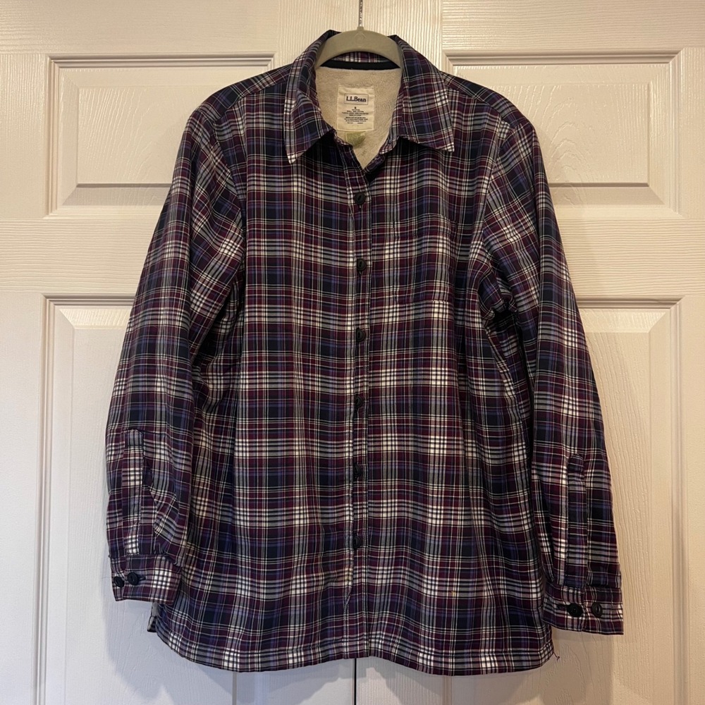 L.L Bean Fleece Lined Flannel Plaid Button Shirt Jacket Purple Womens Size Small